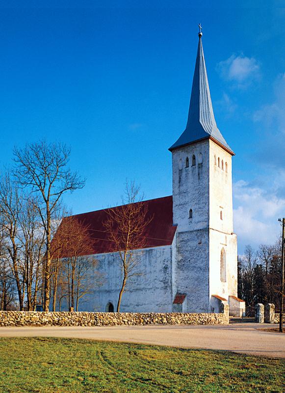 File:Märjamaa Maarja kirik.jpg